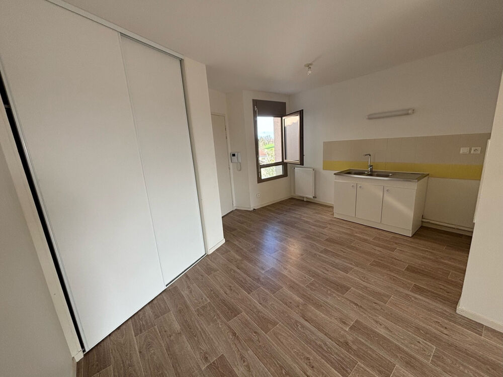 Location Appartement Appartement T3 - 66 m2 - DOMPIERRE SUR VEYLE Dompierre sur veyle