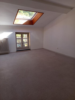  Appartement à louer 2 pièces 59 m²