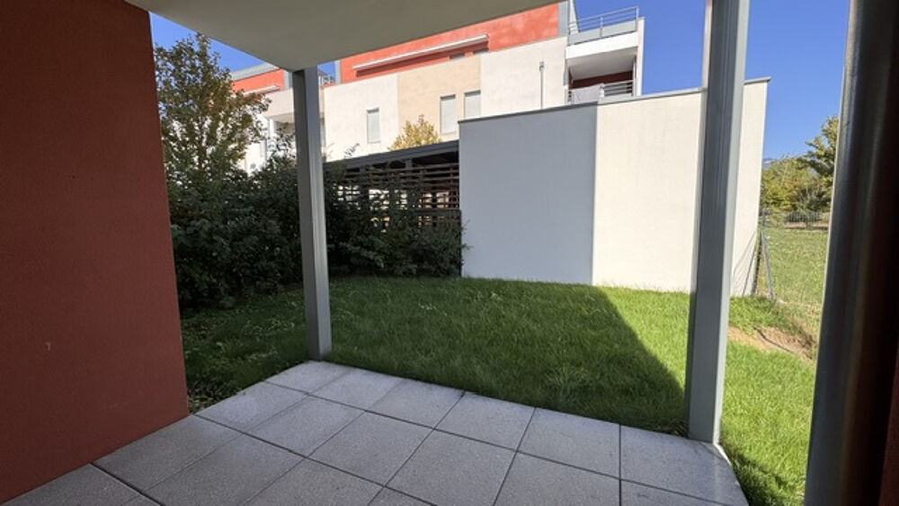 Location Appartement À louer à Ségny - Appartement T3 lumineux avec terrasse et jardin Segny