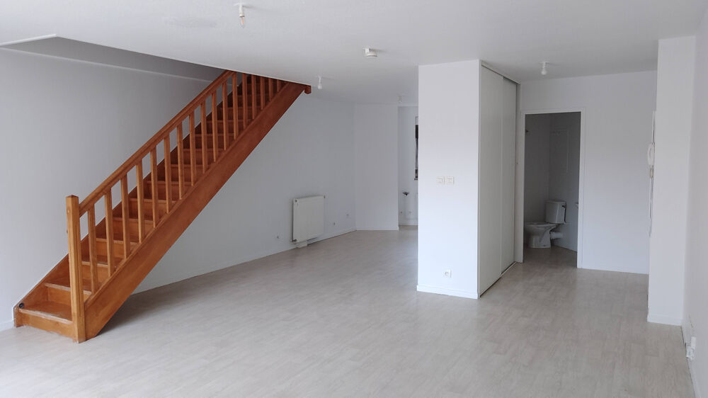 Location Duplex/Triplex APPARTEMENT - T4 - 93M2 Plateau d hauteville