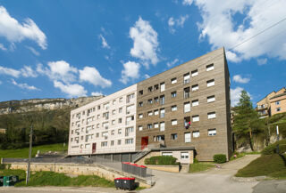  Appartement � louer 4 pi�ces 77 m� Nantua