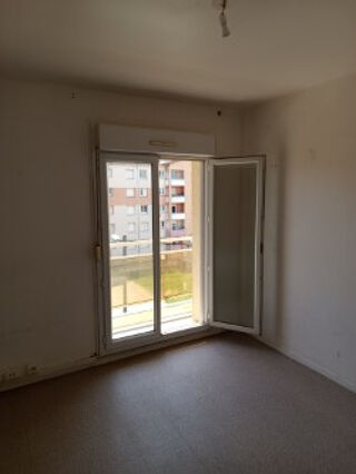  Appartement à louer 3 pièces 68 m²