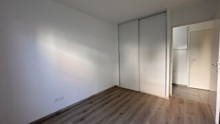  Appartement à louer 3 pièces 74 m²