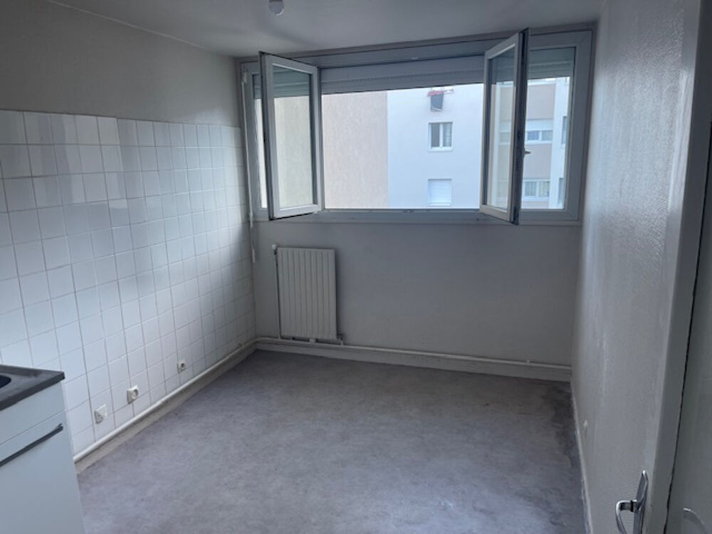Location Appartement APPARTEMENT - T3 - 58 M2 Oyonnax