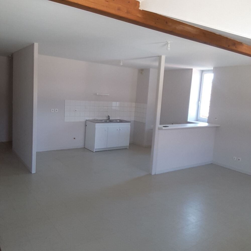 Location Appartement Appartement T3 - 82 M2 Villereversure