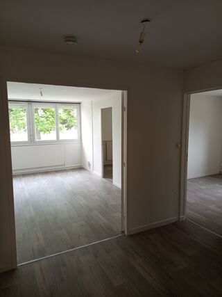Location Appartement Appartement - 88 m2 - 5 pièces Ambronay