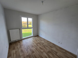  Appartement à louer 3 pièces 70 m²