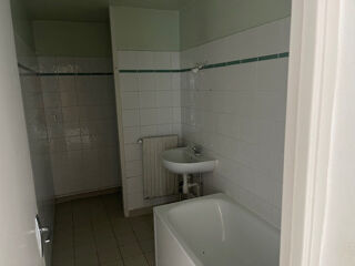  Appartement à louer 3 pièces 58 m²