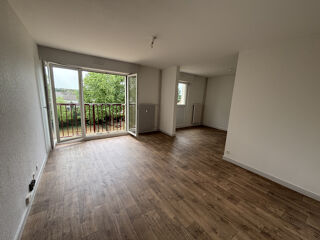  Appartement à louer 5 pièces 92 m²