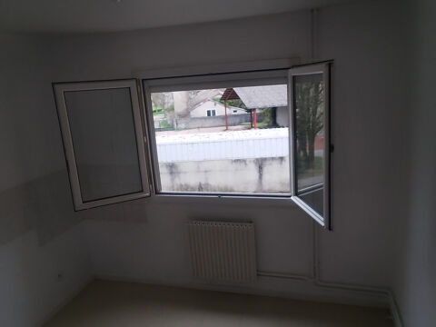  Appartement � louer 4 pi�ces 79 m�