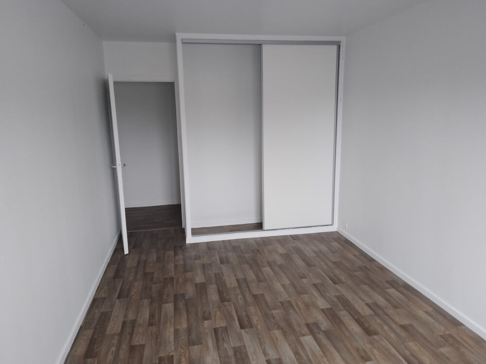 Location Appartement APPARTEMENT - T4 - 84M2 Vieu d izenave