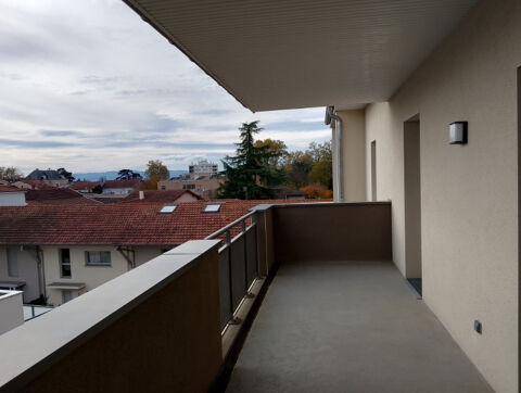  Appartement � louer 4 pi�ces 87 m�