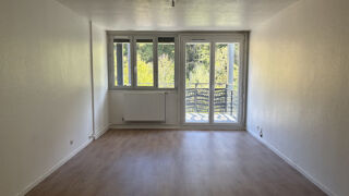 Location Appartement APPARTEMENT - T5 - 87 M2 Oyonnax