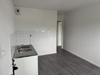  Appartement à louer 3 pièces 63 m²