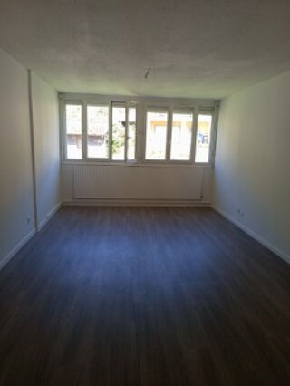  Appartement � louer 6 pi�ces 105 m�