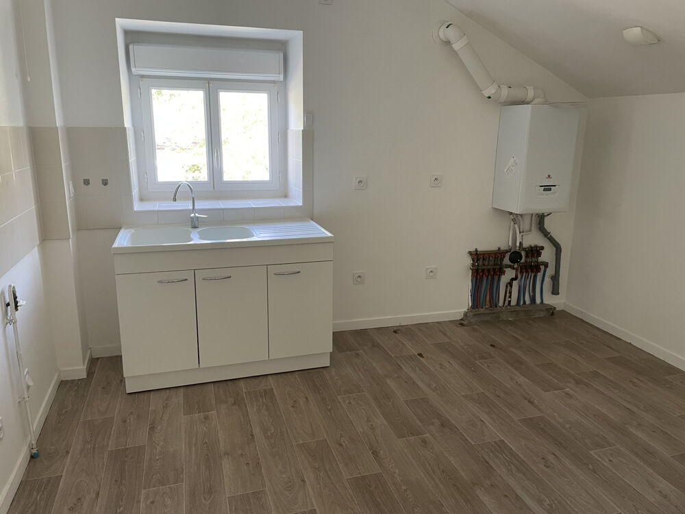 Location Appartement Appartement- T4- 76 M2 St martin du frene