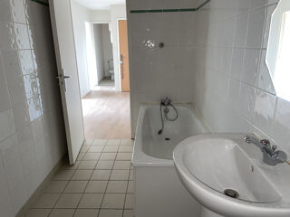  Appartement à louer 3 pièces 59 m²