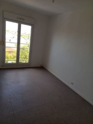  Appartement à louer 3 pièces 68 m²
