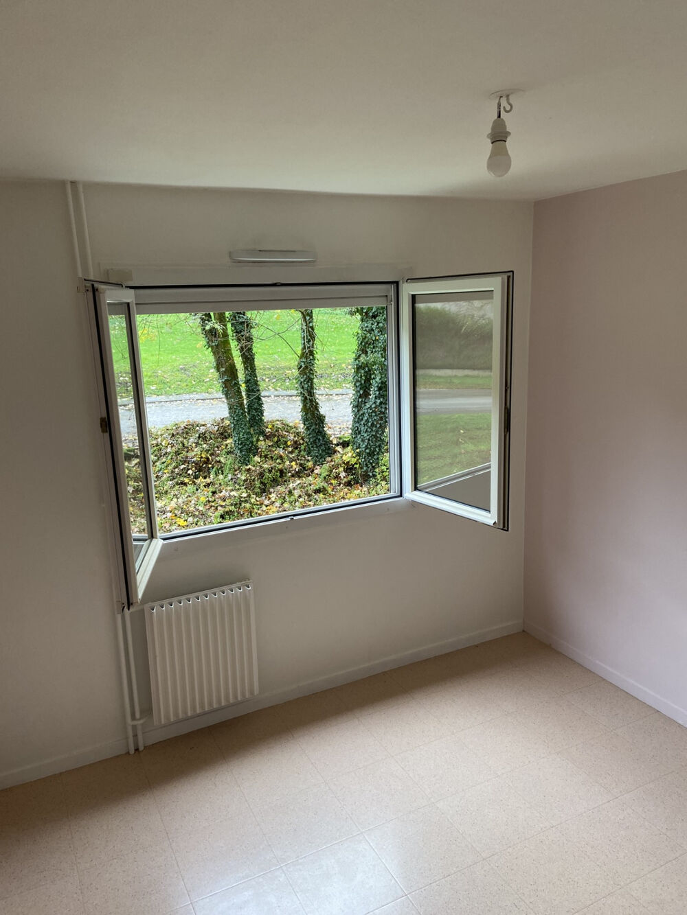 Location Appartement DORTAN-T4-79 m2 Dortan