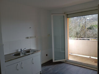  Appartement � louer 5 pi�ces 83 m� Virieu le grand