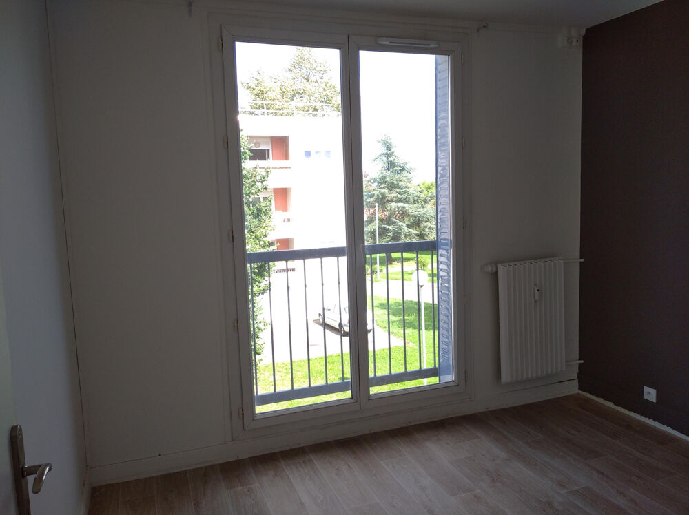 Location Appartement APPARTEMENT - T4 - 74M2 Montrevel en bresse