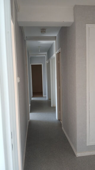  Appartement à louer 3 pièces 62 m²
