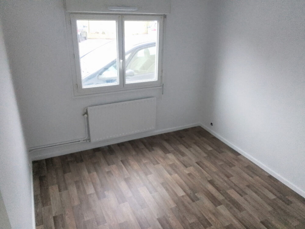 Location Appartement APPARTEMENT - T4 - 84M2 Vieu d izenave