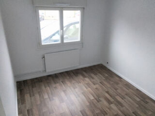 Location Appartement APPARTEMENT - T4 - 84M2 Vieu d izenave