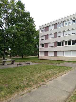 Location Appartement Appartement - 88 m2 - 5 pièces Ambronay