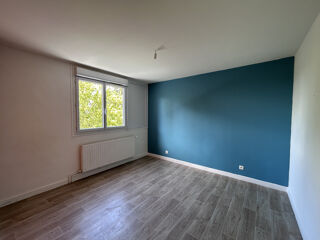  Appartement à louer 3 pièces 69 m²