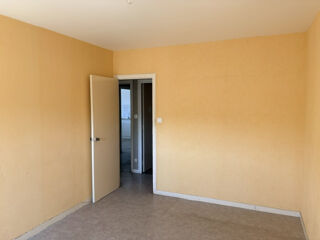  Appartement à louer 4 pièces 74 m²