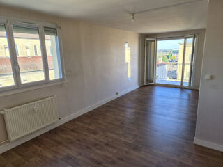 Location Appartement Appartement - 3 pièces - 77m2 St laurent sur saone