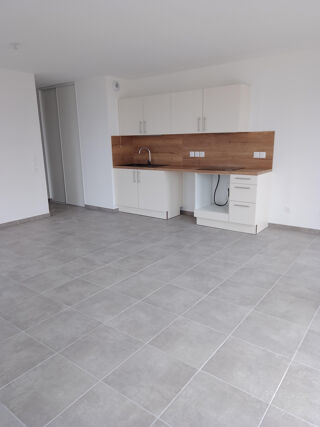  Appartement � louer 3 pi�ces 65 m�
