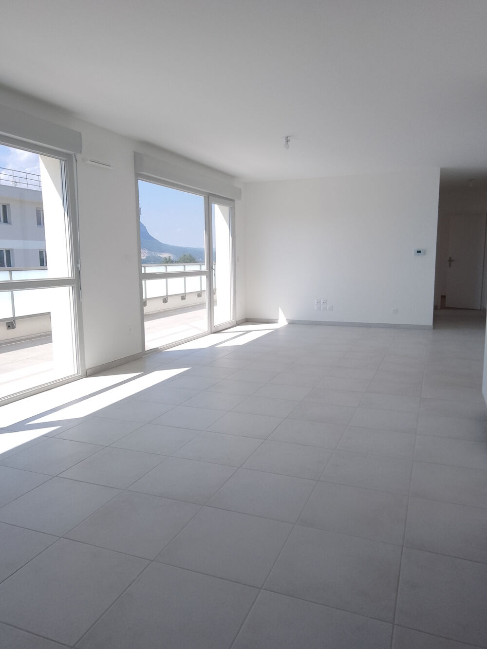 Location Appartement Appartement - T3 - 72m2 Annemasse