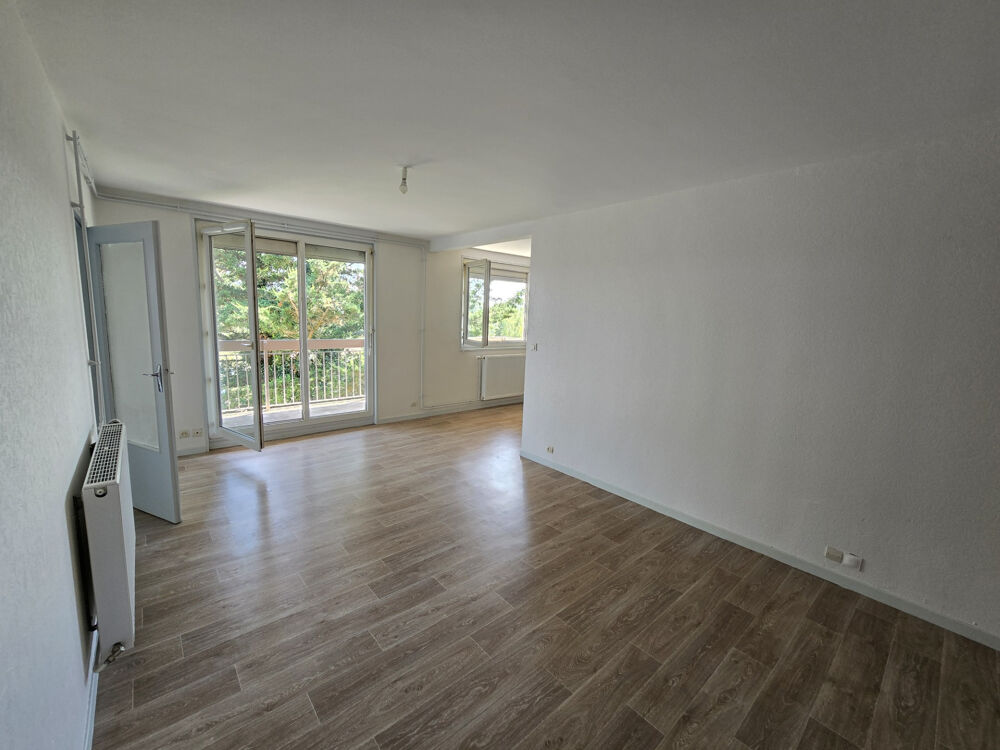 Location Appartement APPARTEMENT - T4 -  80 M2 St paul de varax