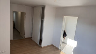  Appartement à louer 2 pièces 62 m²