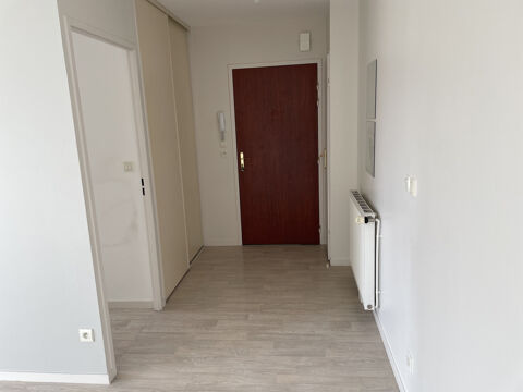  Appartement � louer 4 pi�ces 83 m�