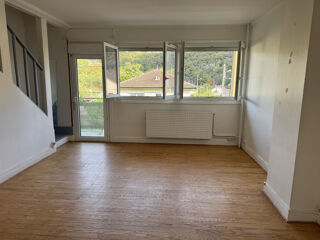  Appartement à louer 4 pièces 68 m²