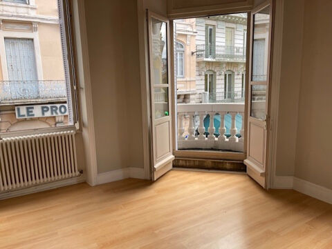  Appartement � louer 5 pi�ces 92 m� Oyonnax