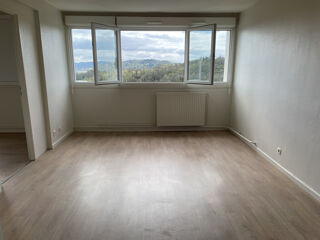  Appartement à louer 3 pièces 59 m²