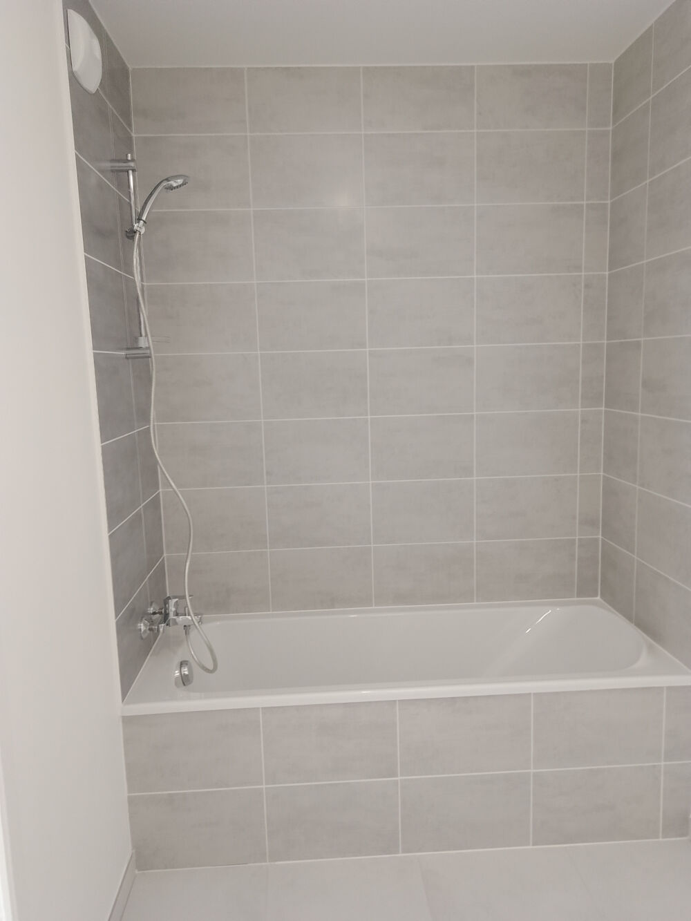Location Appartement Appartement - T3 - 72m2 Annemasse