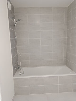  Appartement à louer 3 pièces 72 m²