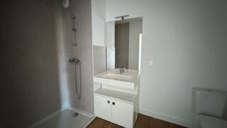  Appartement à louer 2 pièces 47 m²
