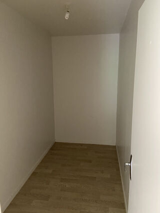  Appartement � louer 4 pi�ces 79 m� Dortan