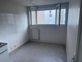  Appartement à louer 3 pièces 58 m²