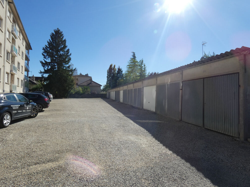 Location Parking/Garage Beaune, garage en bande dans une copropriété Beaune
