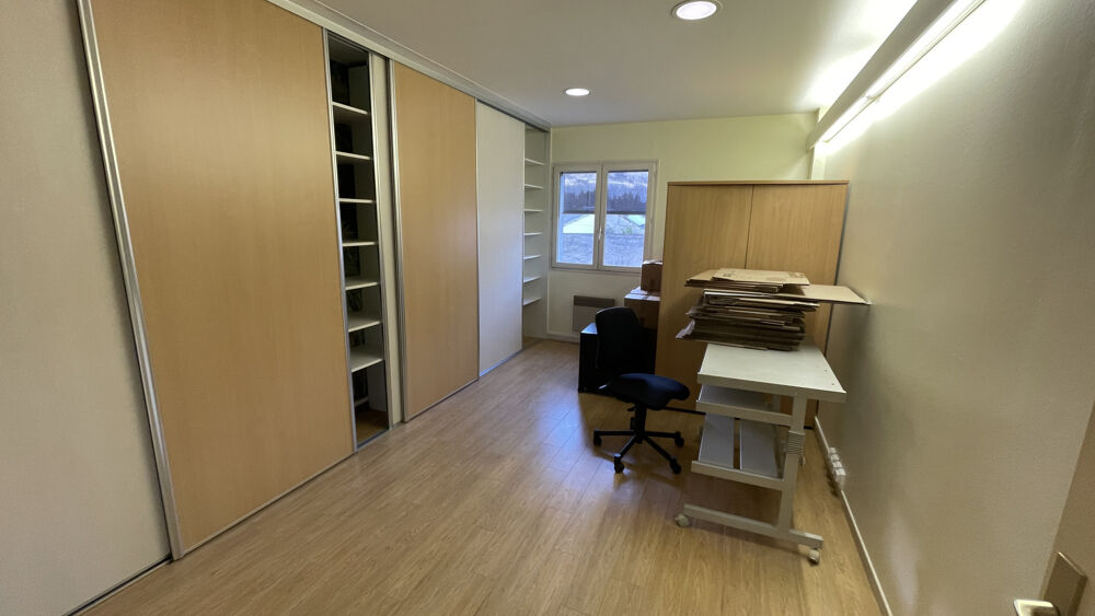   LOCAL PROFESSIONNEL Beaune