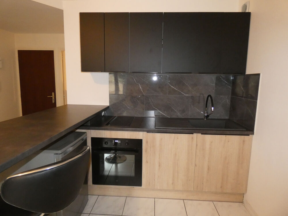 Location Appartement T1/STUDIO MEUBLE avec parking privatif à deux pas du centre ville Beaune