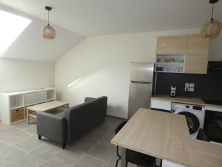  Appartement à louer 2 pièces 32 m²