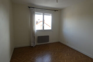  Appartement à louer 2 pièces 56 m²